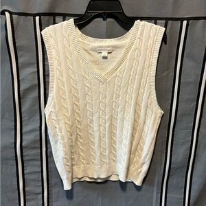 Aeropostale Cable knit v-neck sweater vest